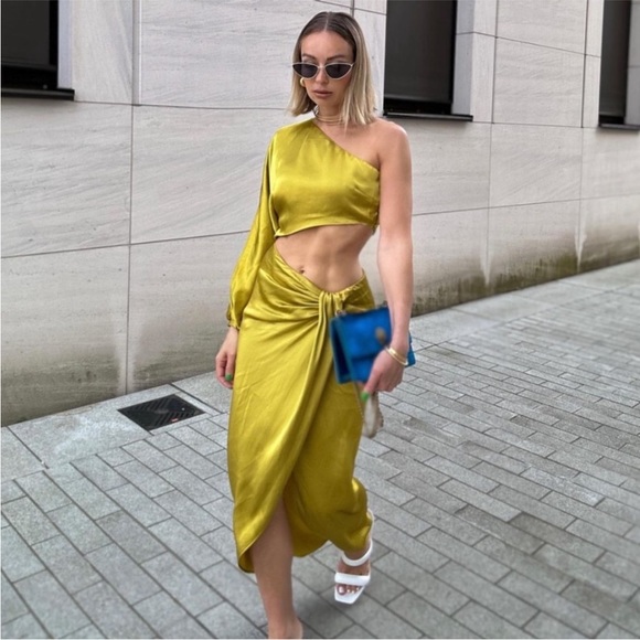 NWT Zara Satin Effect Asymmetric Dress - Picture 4 of 17